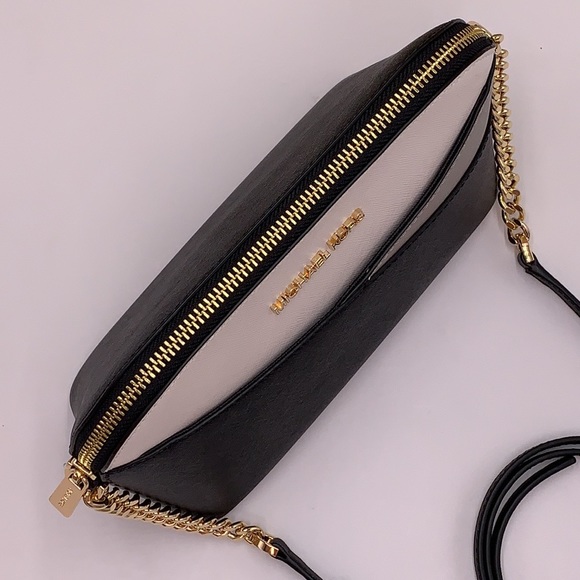 Michael Kors Jet Set Travel Medium Logo Dome Crossbody Bag - Picture 12 of 16